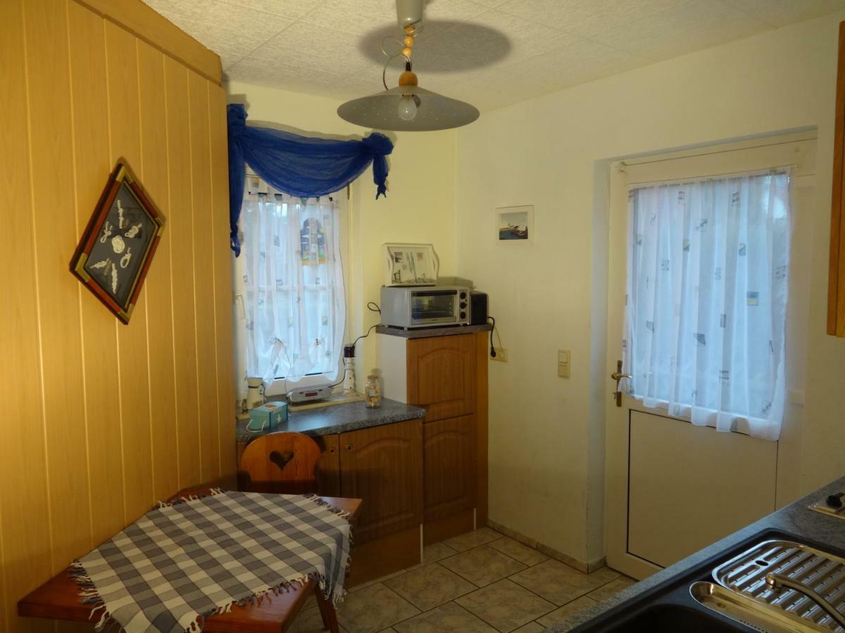 Ferienwohnung Csallner Glowe Bagian luar foto